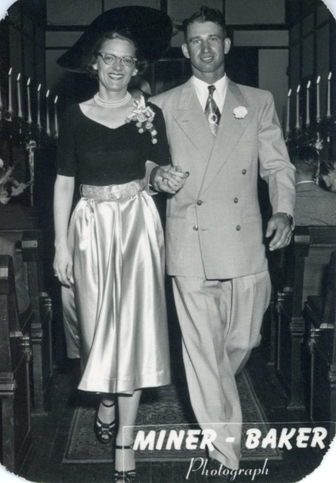 Cruthers and Margaret (Cadwell) Sutton Family