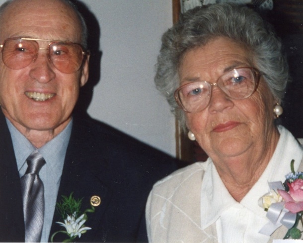 Jack and Joanne (DeLong) (Hanns) Sutton Family