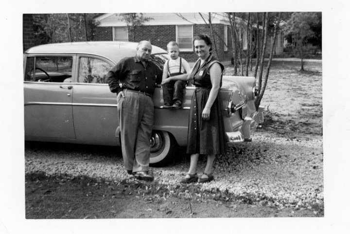 William and Wilma (Sinclair) (Roberson) Hambrecht Family