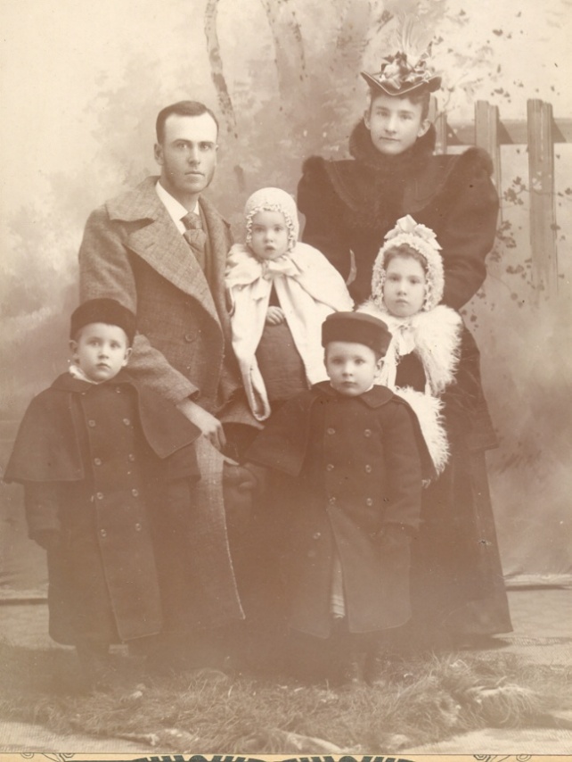 Willis and Margaret (Holderman) Cadwell Family